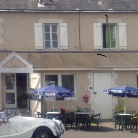 Chambres D'Hotes La Chaumiere Coulonges  Eksteriør bilde